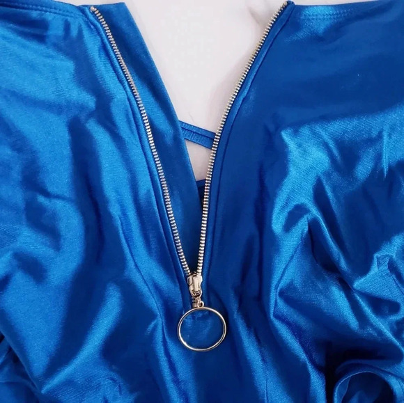 No Boundaries Juniors' Plus Size Rib Zip Front One Piece Swimsuit Royal Blue - Picture 5 of 16